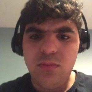 Meet your Posher, Aaron